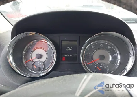 2014 Chrysler Town & Country Touring z USA, uszkodzony, nr VIN 2C4RC1BG7ER220683